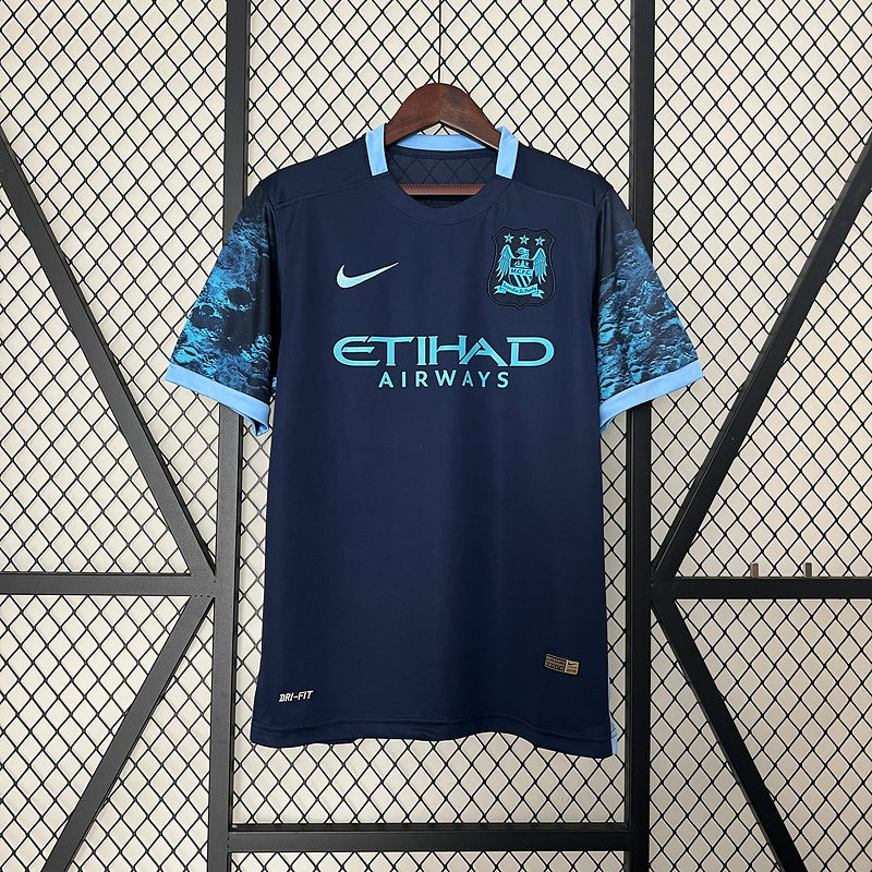 Manchester City Retro 2015-16 Fora