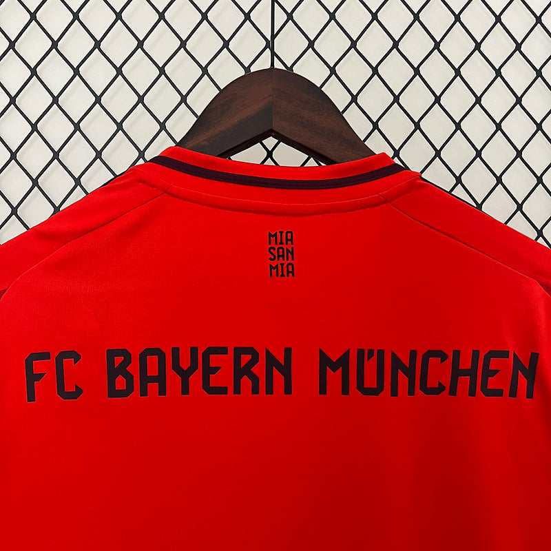 Bayern de Munique 2024/25 Casa