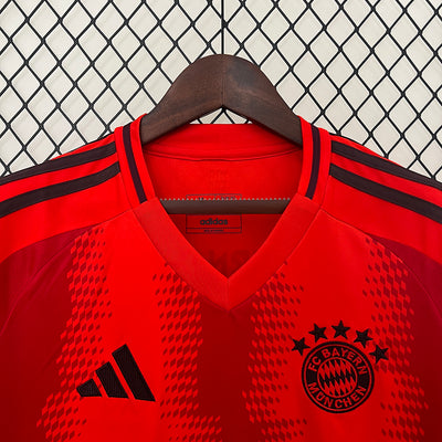 Bayern de Munique 2024/25 Casa